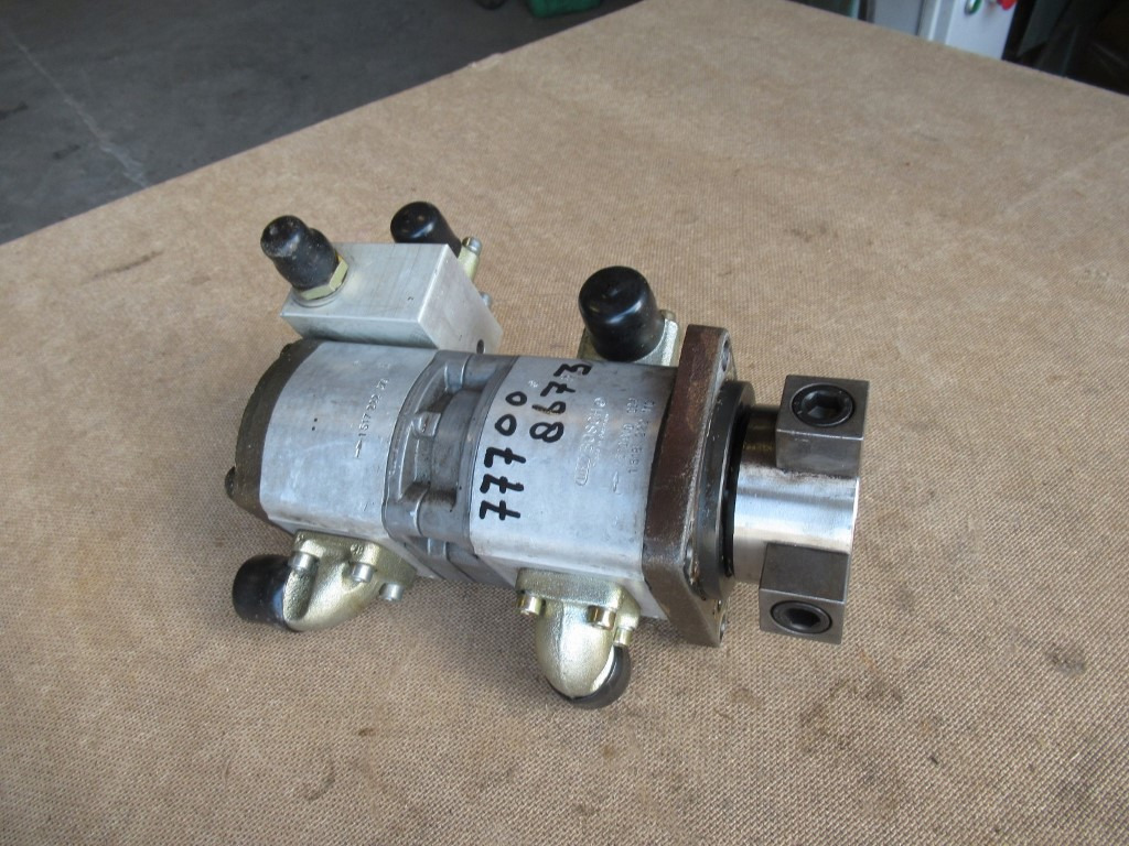 Bosch 0510900023 - - Hydraulic pump for Construction machinery: picture 1 Bosch 0510900023 - - Hydraulic pump for Construction machinery: picture 1