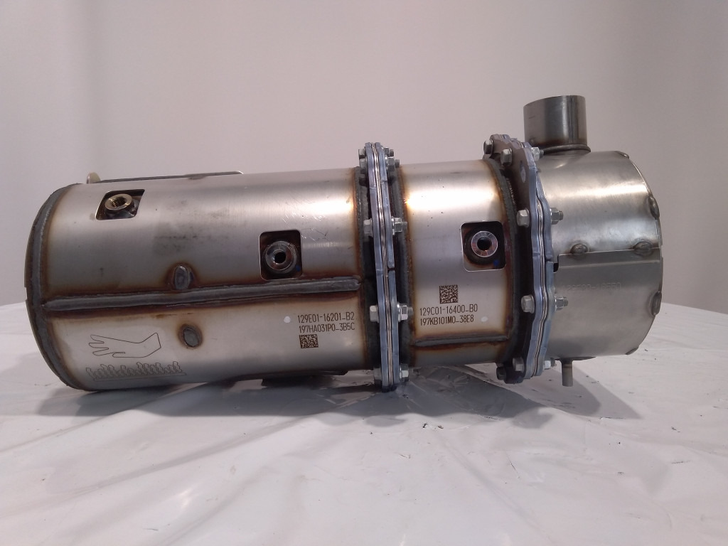 Case VV129E3016070 - 51548088 - AdBlue tank for Agricultural machinery: picture 1 Case VV129E3016070 - 51548088 - AdBlue tank for Agricultural machinery: picture 1