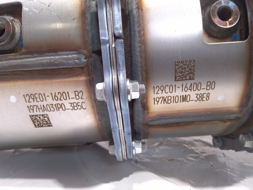 Case VV129E3016070 - AdBlue tank for Agricultural machinery: picture 4 Case VV129E3016070 - AdBlue tank for Agricultural machinery: picture 4