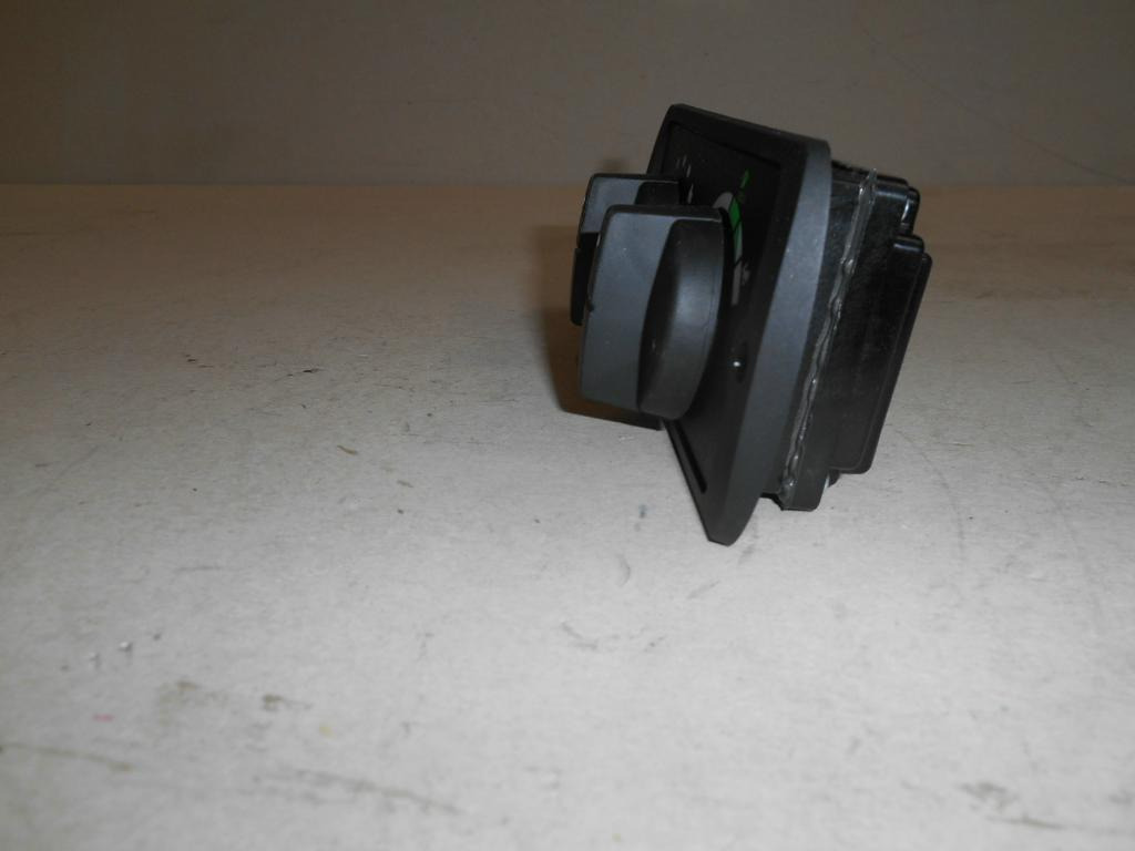 Caterpillar 4205229 - Dashboard for Construction machinery: picture 2 Caterpillar 4205229 - Dashboard for Construction machinery: picture 2