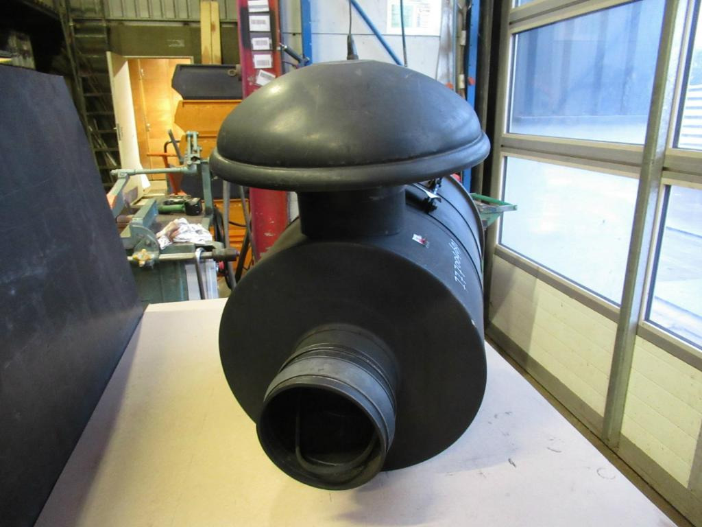 Caterpillar C13 - - Air filter for Construction machinery: picture 3 Caterpillar C13 - - Air filter for Construction machinery: picture 3