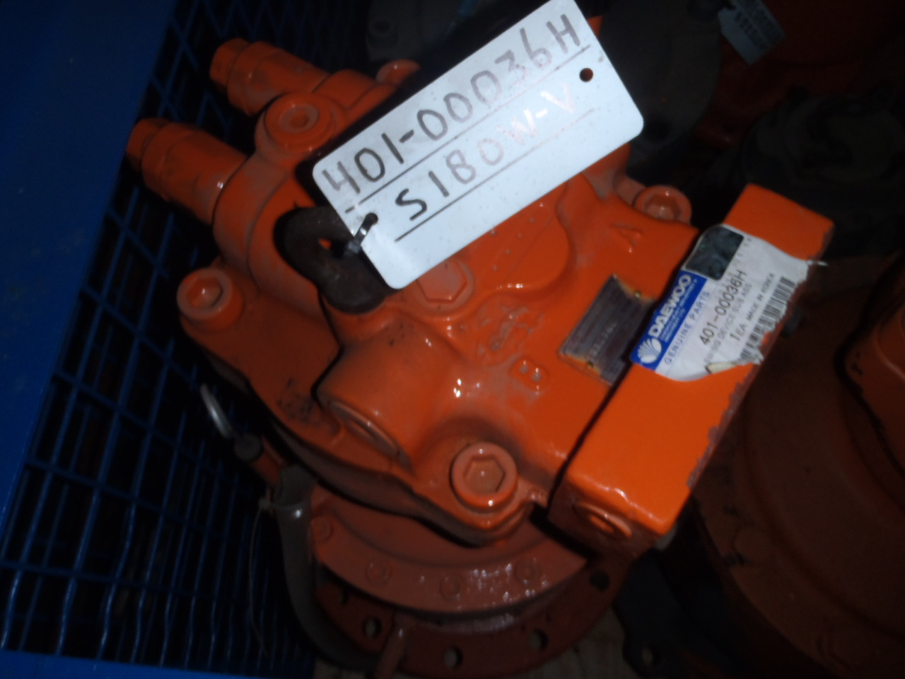 Daewoo 401-00086A - - Swing motor for Construction machinery: picture 2 Daewoo 401-00086A - - Swing motor for Construction machinery: picture 2