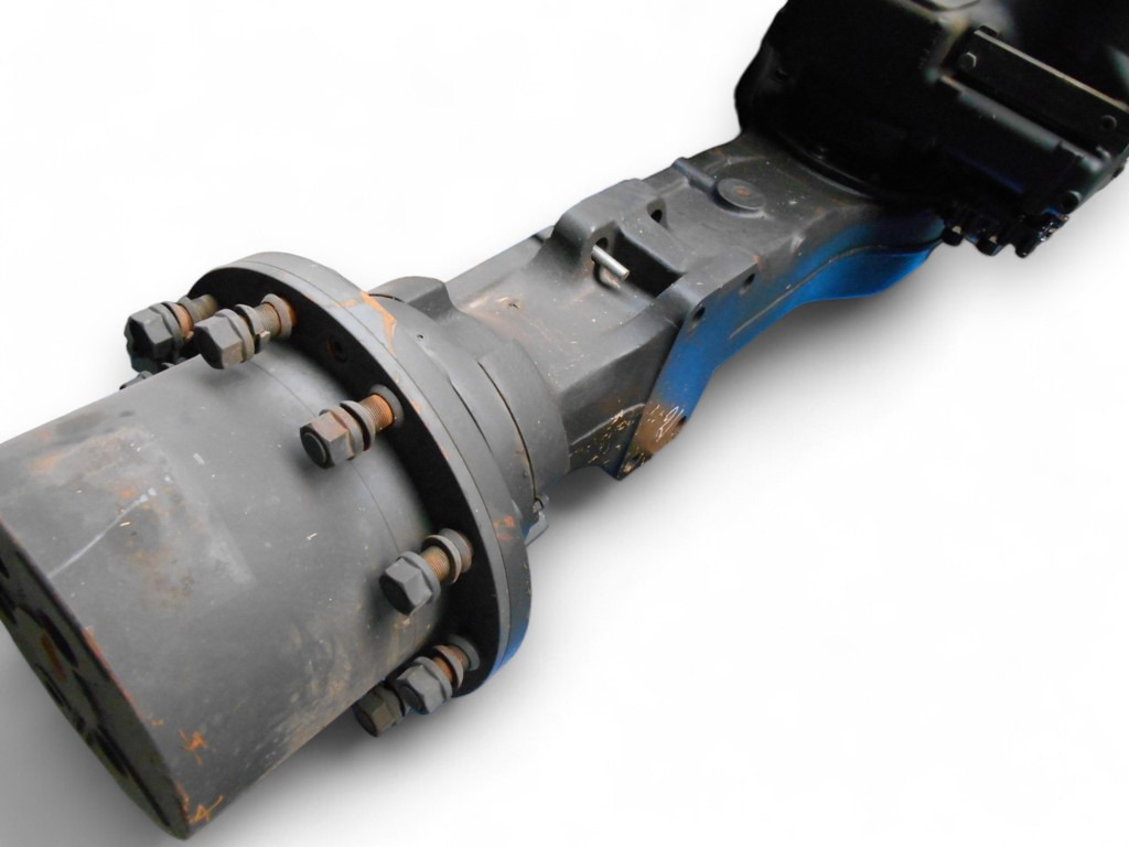 Hitachi 4457334 - Rear axle for Construction machinery: picture 1 Hitachi 4457334 - Rear axle for Construction machinery: picture 1