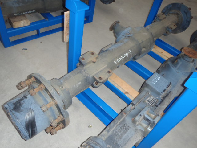 Hitachi 4479264 - Rear axle for Construction machinery: picture 1 Hitachi 4479264 - Rear axle for Construction machinery: picture 1