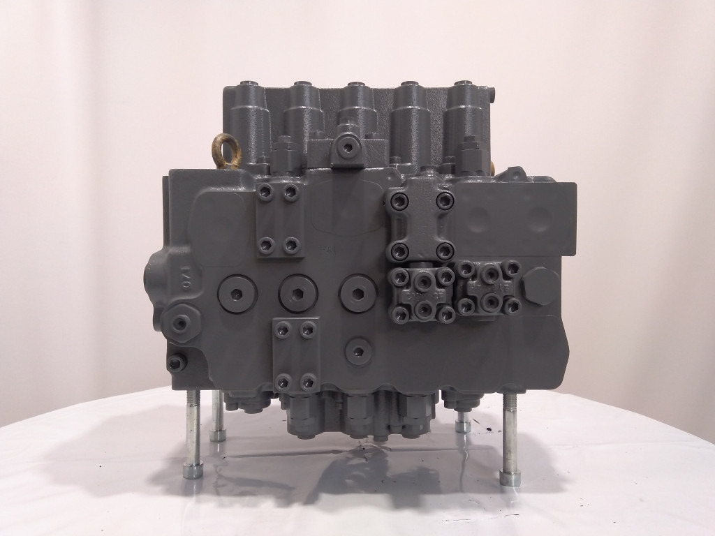 Hitachi 4713088 - FYA00031360 - Hydraulic valve for Construction machinery: picture 1 Hitachi 4713088 - FYA00031360 - Hydraulic valve for Construction machinery: picture 1