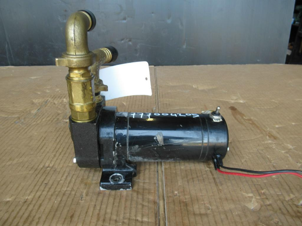 Hitachi EX355 - - Fuel pump for Construction machinery: picture 2 Hitachi EX355 - - Fuel pump for Construction machinery: picture 2