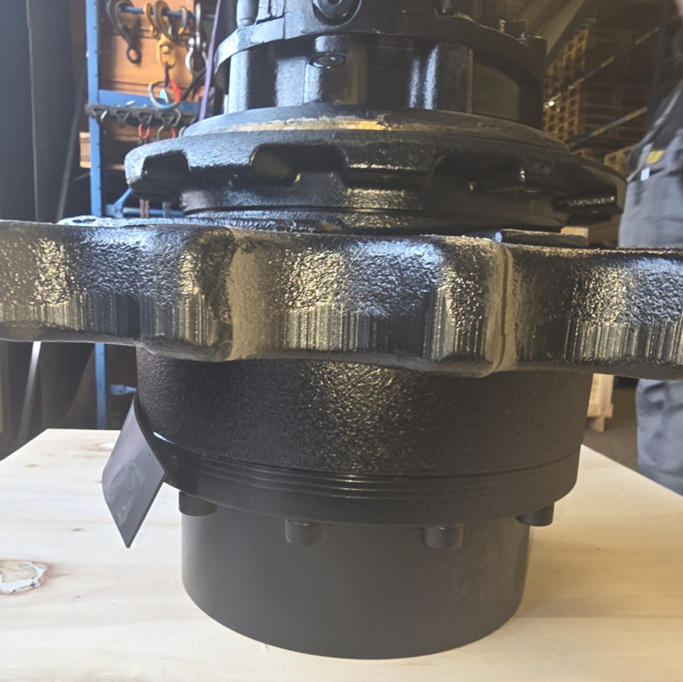 Hitachi YD60000921 - 4448342 - Final drive for Construction machinery: picture 5 Hitachi YD60000921 - 4448342 - Final drive for Construction machinery: picture 5