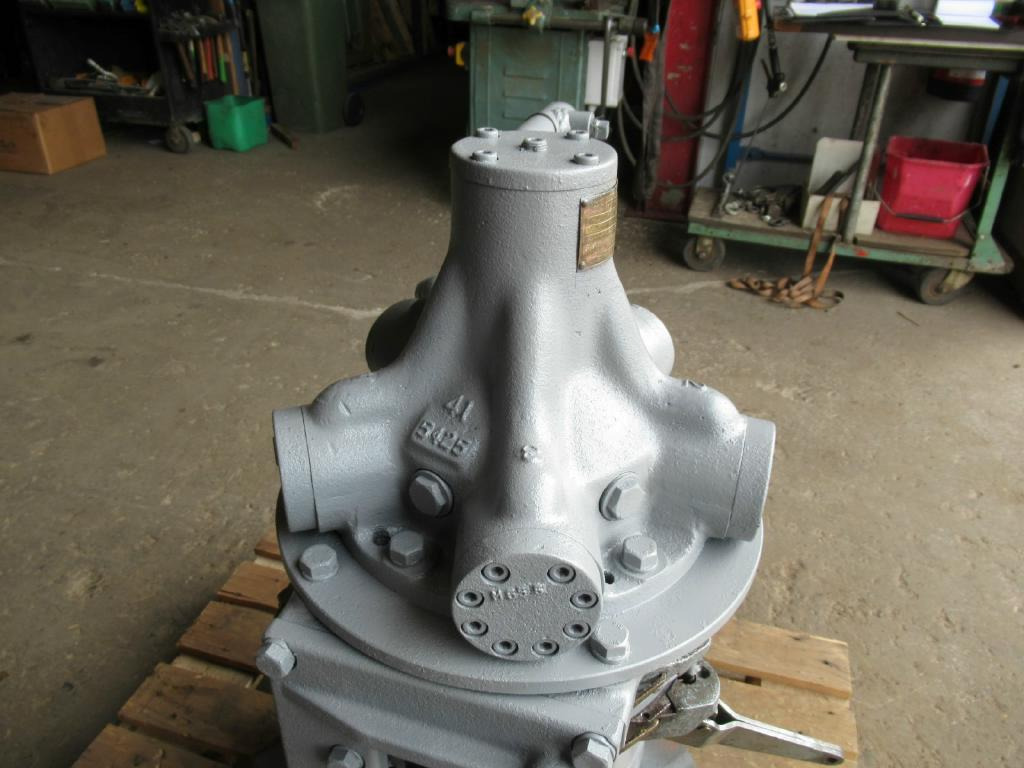 Kawasaki SX504BM126 - - Swing motor for Construction machinery: picture 2 Kawasaki SX504BM126 - - Swing motor for Construction machinery: picture 2