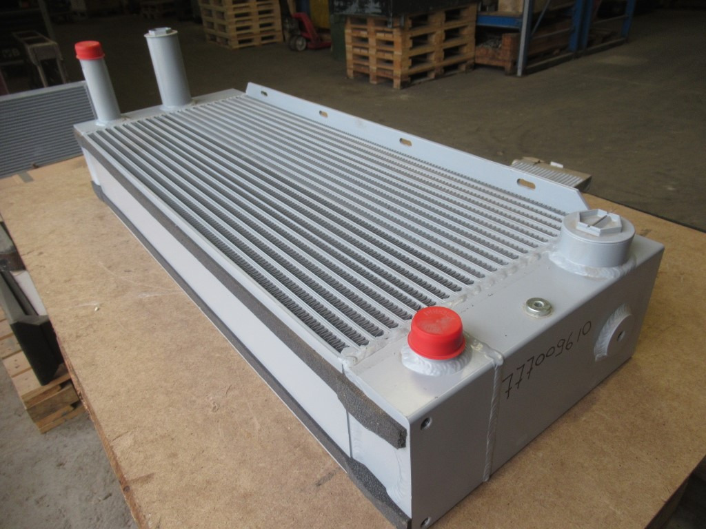 New Holland 6904525 - Cooling system for Agricultural machinery: picture 3 New Holland 6904525 - Cooling system for Agricultural machinery: picture 3