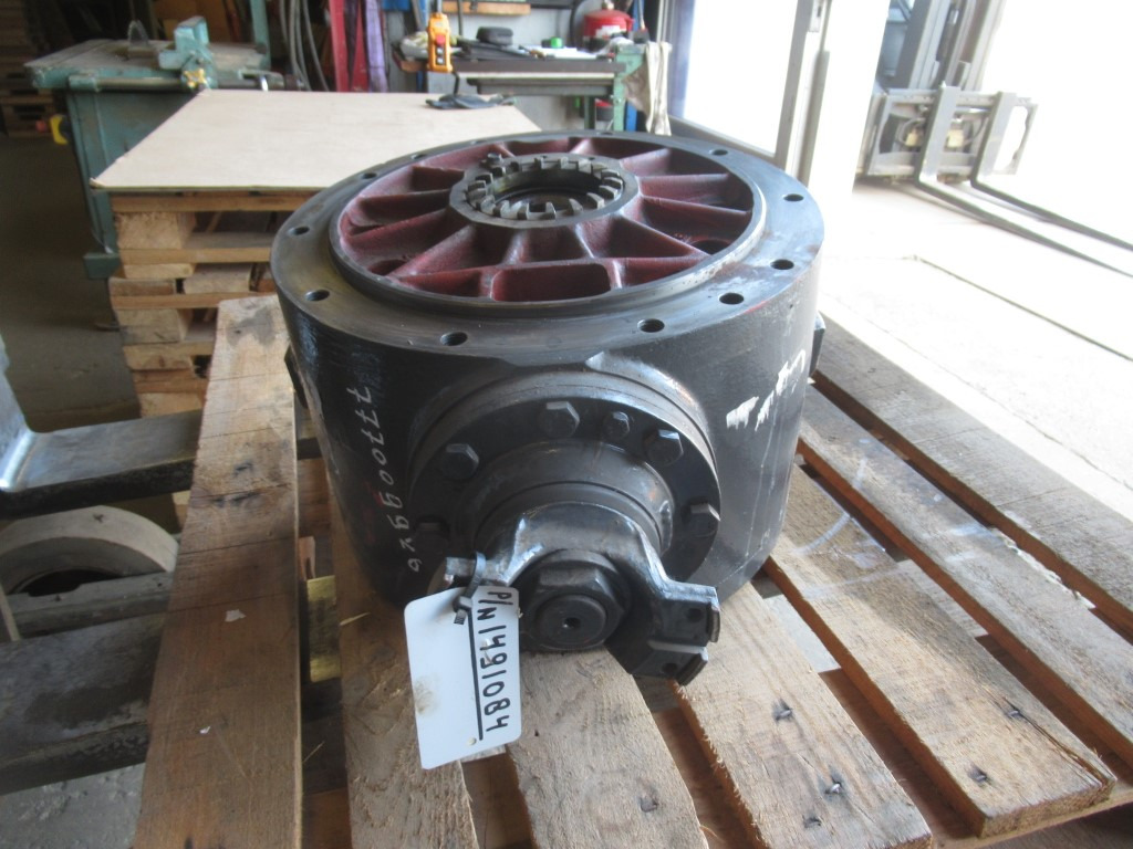 New Holland 8445806 - Axle and parts for Construction machinery: picture 2 New Holland 8445806 - Axle and parts for Construction machinery: picture 2