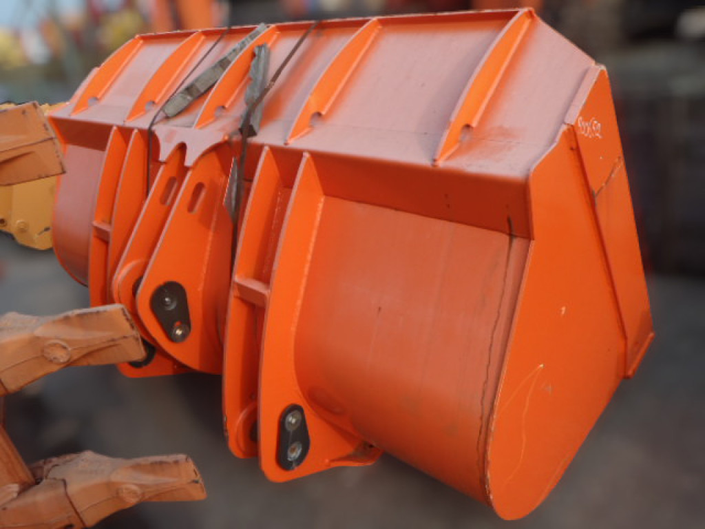 New Holland 87425764 - Loader bucket: picture 2 New Holland 87425764 - Loader bucket: picture 2