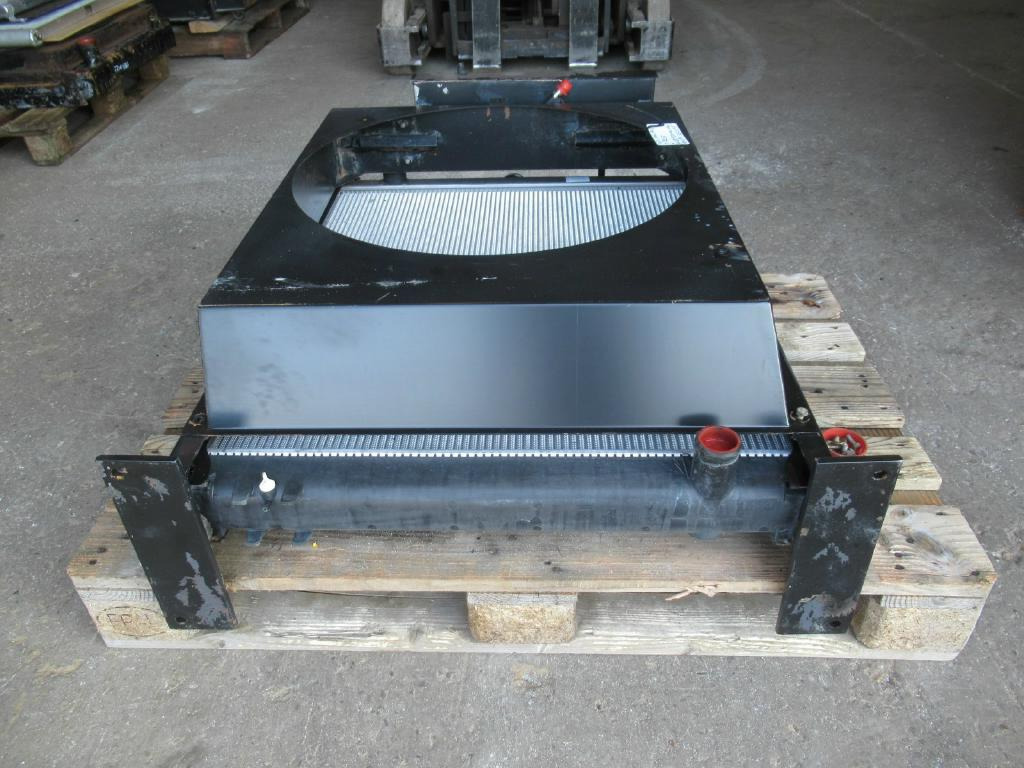 New Holland YN05P00034S001 - 87339771 - Radiator for Construction machinery: picture 3 New Holland YN05P00034S001 - 87339771 - Radiator for Construction machinery: picture 3