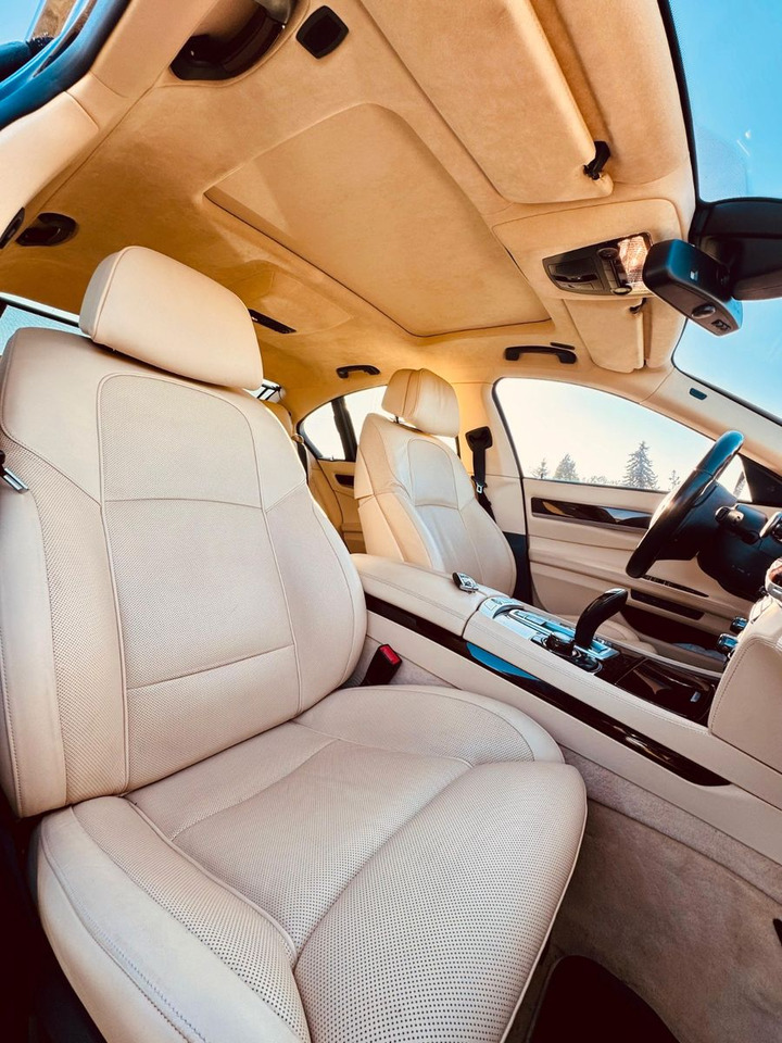 BMW 740d xDrive 4x4 Long - Saloon car: picture 5 BMW 740d xDrive 4x4 Long - Saloon car: picture 5
