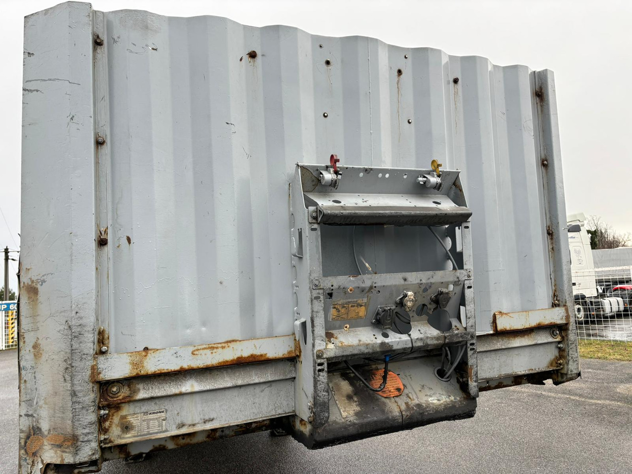 KRONE SD P - Dropside/ Flatbed semi-trailer: picture 2 KRONE SD P - Dropside/ Flatbed semi-trailer: picture 2