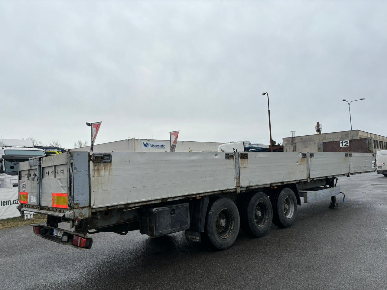 KRONE SD P - Dropside/ Flatbed semi-trailer: picture 4 KRONE SD P - Dropside/ Flatbed semi-trailer: picture 4