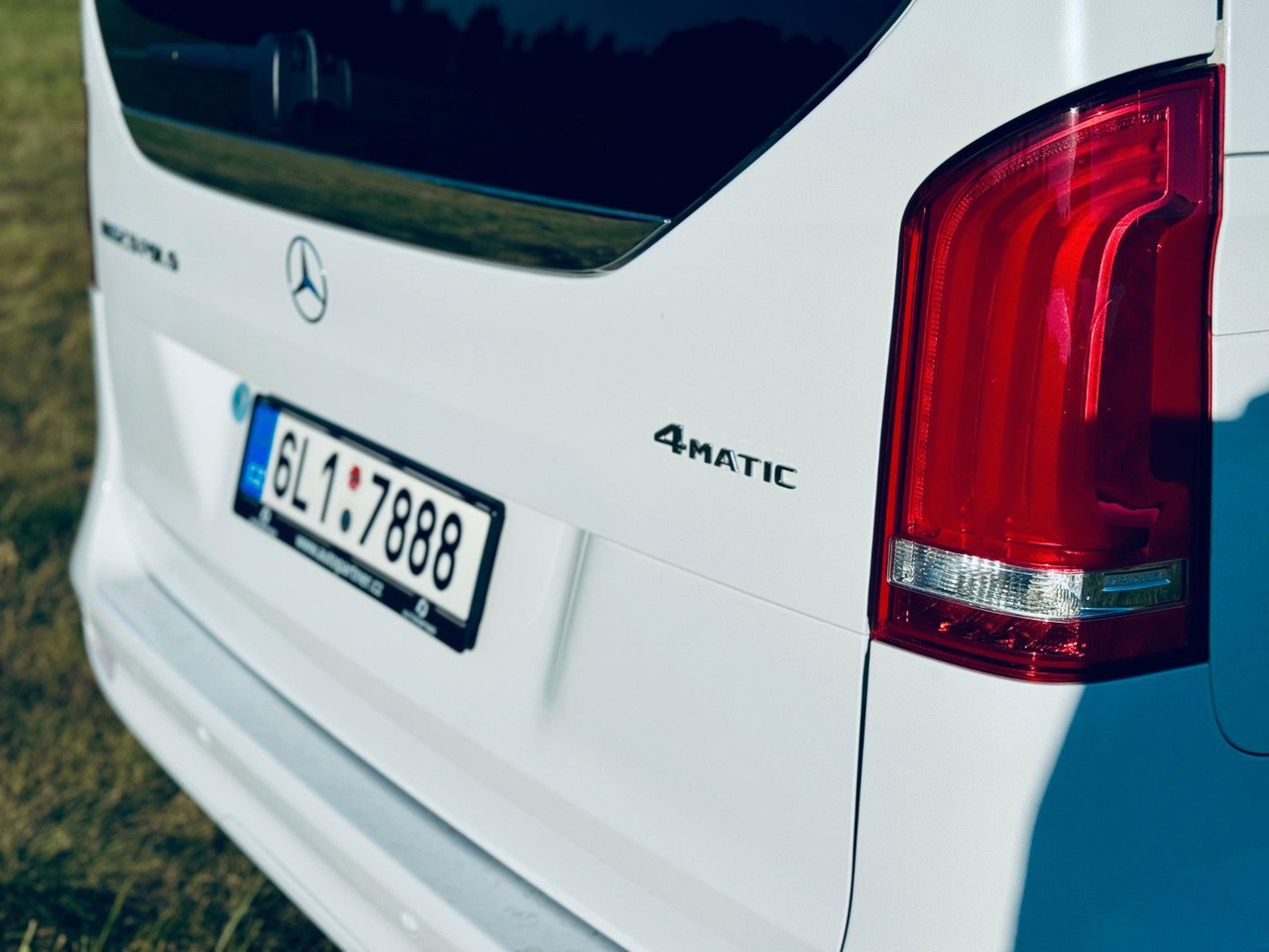 Mercedes-Benz 220 Vito Marco Polo d 4MATIC - People carrier: picture 4 Mercedes-Benz 220 Vito Marco Polo d 4MATIC - People carrier: picture 4