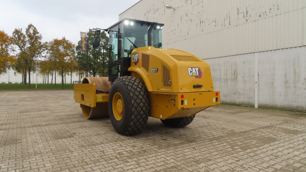 Caterpillar CS17 - Compactor: picture 4 Caterpillar CS17 - Compactor: picture 4