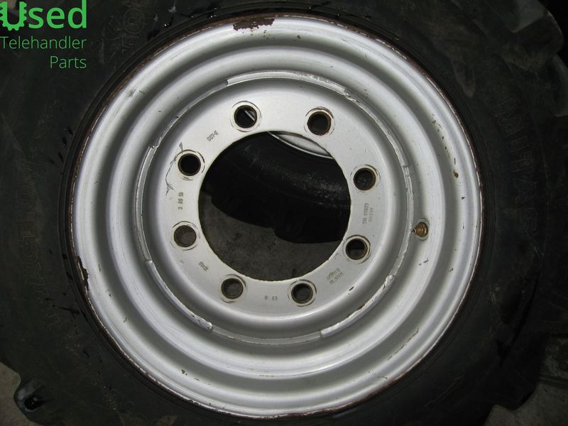 Disc 11x18" for tire size 12.0 / 75-18, Nr. 073403 for Merlo P 25.6 - Rim for Telescopic handler: picture 1 Disc 11x18" for tire size 12.0 / 75-18, Nr. 073403 for Merlo P 25.6 - Rim for Telescopic handler: picture 1