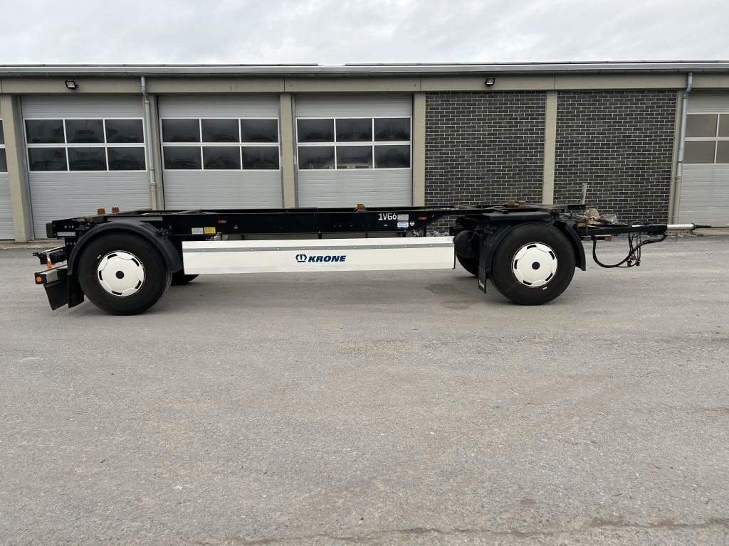 Krone 2 Achswechselfahrgestell, Typ: AZW 18 eL3B9 - Container transporter/ Swap body trailer: picture 1 Krone 2 Achswechselfahrgestell, Typ: AZW 18 eL3B9 - Container transporter/ Swap body trailer: picture 1
