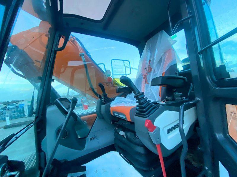 Doosan DX 225 LC - Crawler excavator: picture 5 Doosan DX 225 LC - Crawler excavator: picture 5