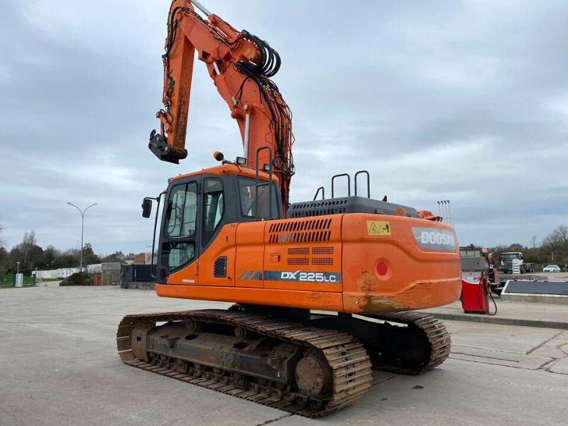 Doosan DX 225 LC - Crawler excavator: picture 3 Doosan DX 225 LC - Crawler excavator: picture 3
