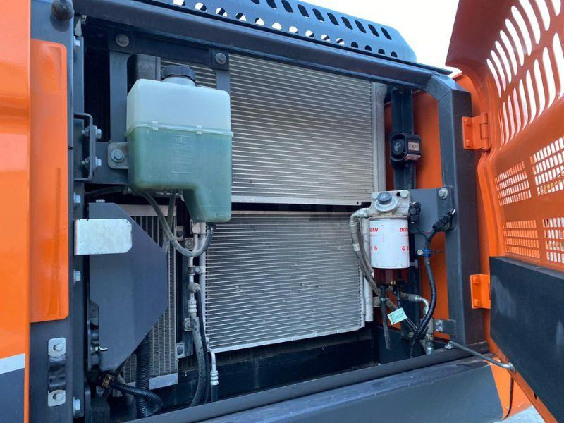 Doosan DX 225 LC - Crawler excavator: picture 4 Doosan DX 225 LC - Crawler excavator: picture 4