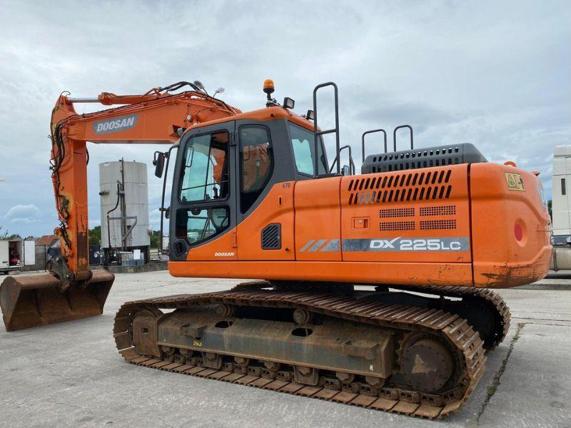 Doosan DX 225 LC - Crawler excavator: picture 2 Doosan DX 225 LC - Crawler excavator: picture 2