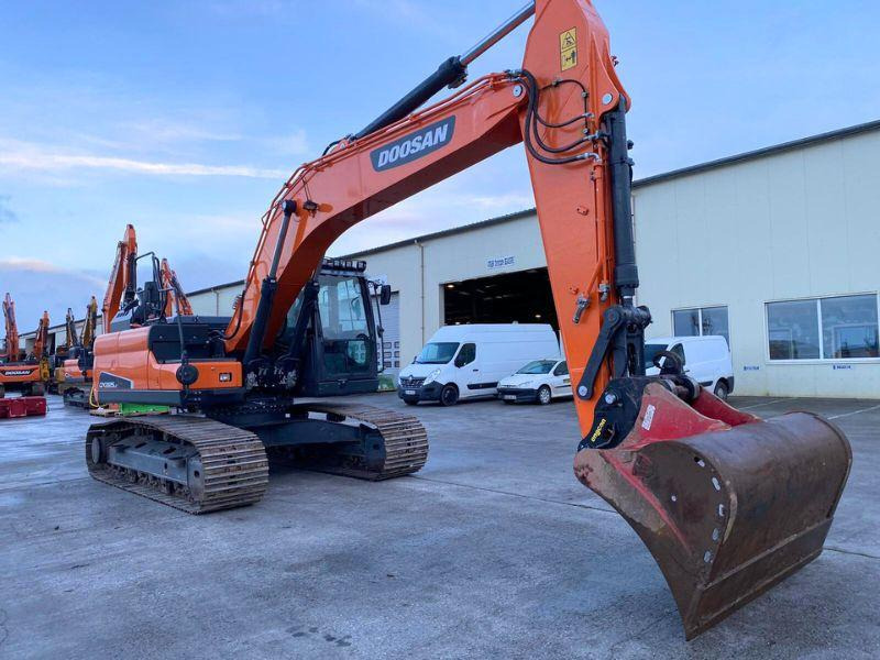 Doosan DX 225 LC - Crawler excavator: picture 3 Doosan DX 225 LC - Crawler excavator: picture 3