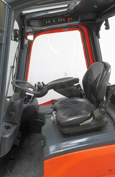 Linde E 16 L 386 - Electric forklift: picture 3 Linde E 16 L 386 - Electric forklift: picture 3