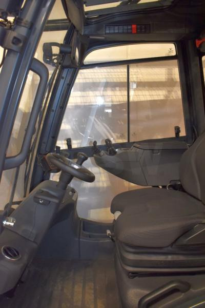 Linde H 30 D 1202 - Diesel forklift: picture 4 Linde H 30 D 1202 - Diesel forklift: picture 4
