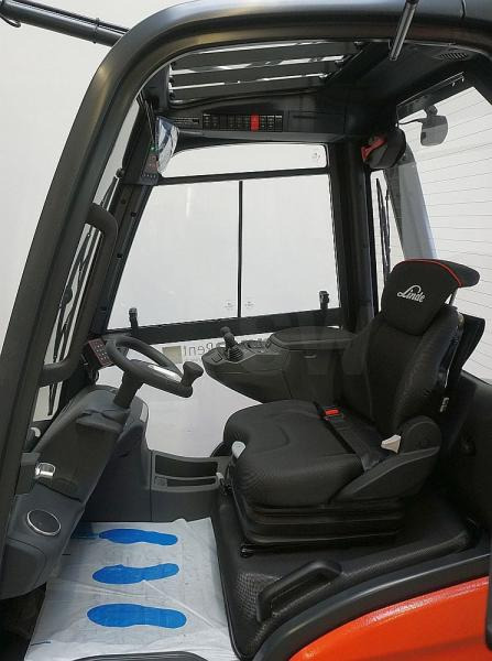 Linde H 30 D 1202 - Diesel forklift: picture 3 Linde H 30 D 1202 - Diesel forklift: picture 3