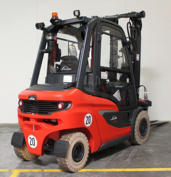 Linde H 30 D 1202 - Diesel forklift: picture 2 Linde H 30 D 1202 - Diesel forklift: picture 2