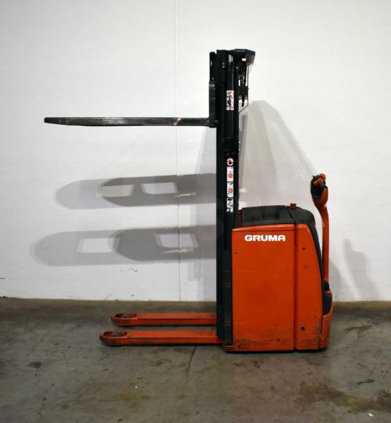 Linde L 14 1173 - Stacker: picture 3 Linde L 14 1173 - Stacker: picture 3