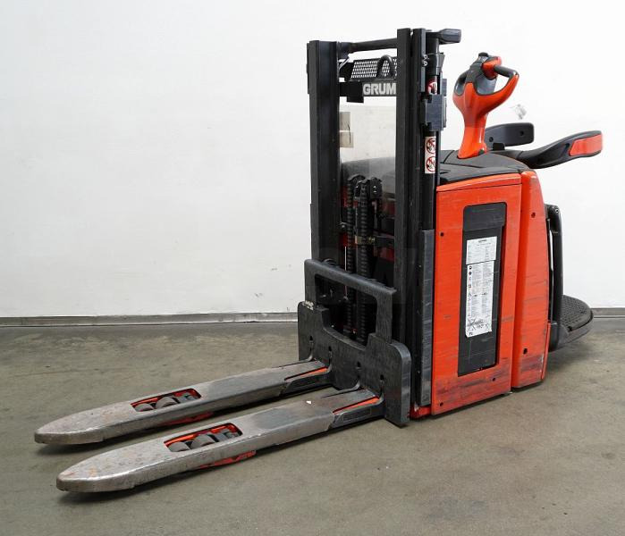 Linde L 14 AP i 1173 - Stacker: picture 2 Linde L 14 AP i 1173 - Stacker: picture 2