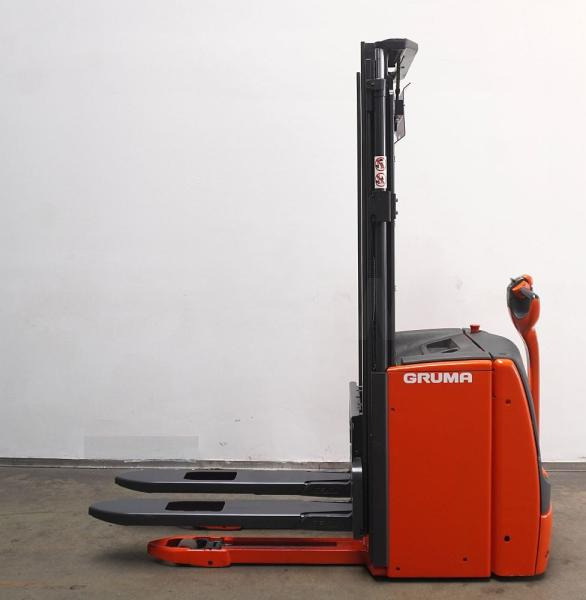 Linde L 14 i 1173 - Stacker: picture 3 Linde L 14 i 1173 - Stacker: picture 3