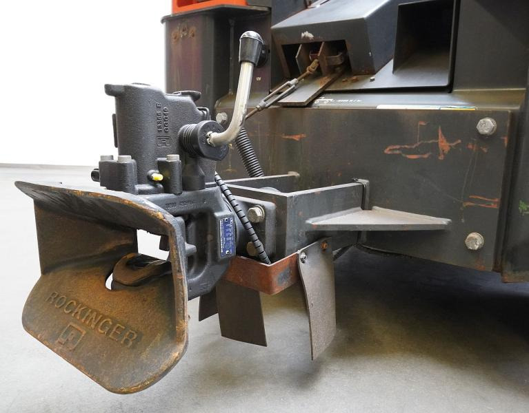 Tow tractor Linde P 250 127-05: picture 8