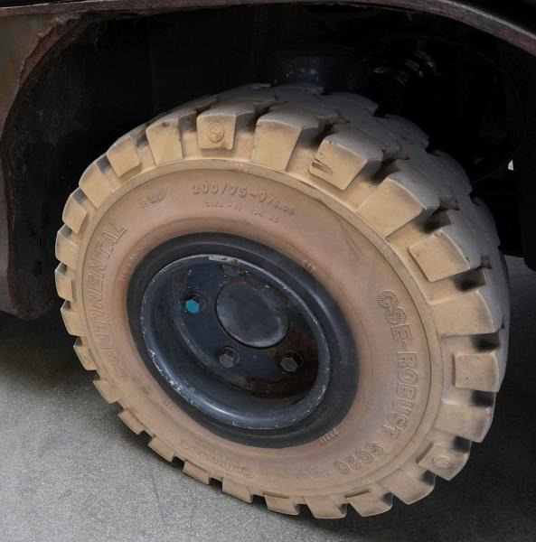 Tow tractor Linde P 250 127-05: picture 7