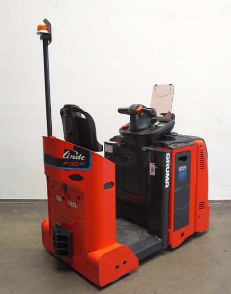 Linde P 30 C 1190 - Tow tractor: picture 2 Linde P 30 C 1190 - Tow tractor: picture 2