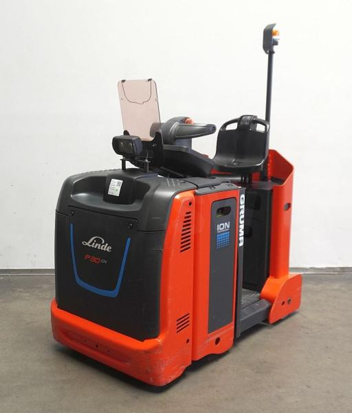 Linde P 30 C 1190 - Tow tractor: picture 1 Linde P 30 C 1190 - Tow tractor: picture 1