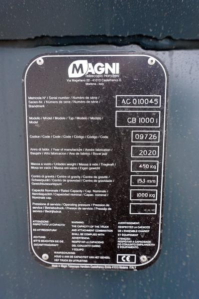 Magni 1000 L - Loader bucket: picture 3 Magni 1000 L - Loader bucket: picture 3