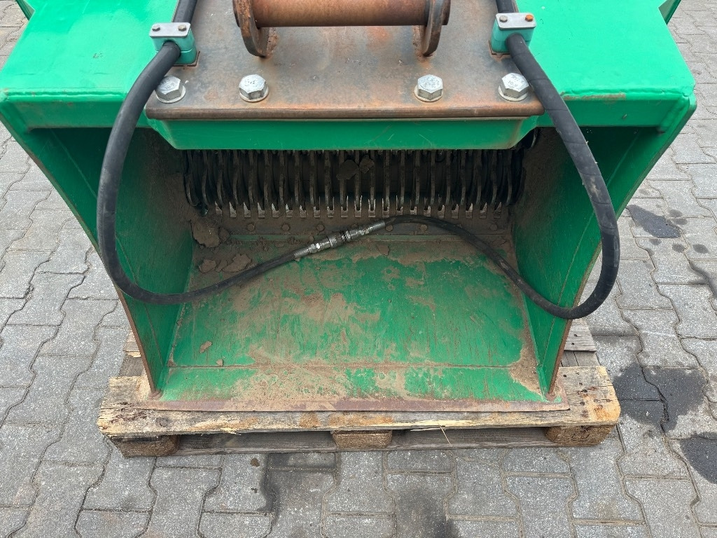 Cobra XS2-90 - Sorting bucket: picture 5 Cobra XS2-90 - Sorting bucket: picture 5