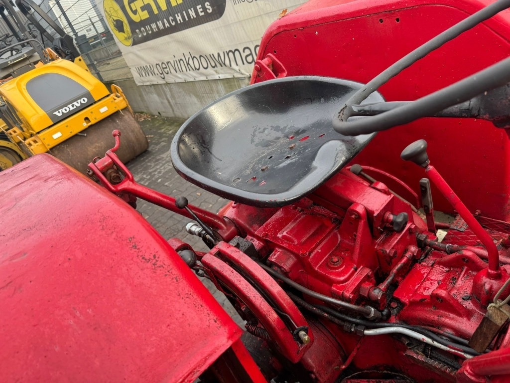 Leasing of McCormick Oltimer  McCormick Oltimer: picture 11