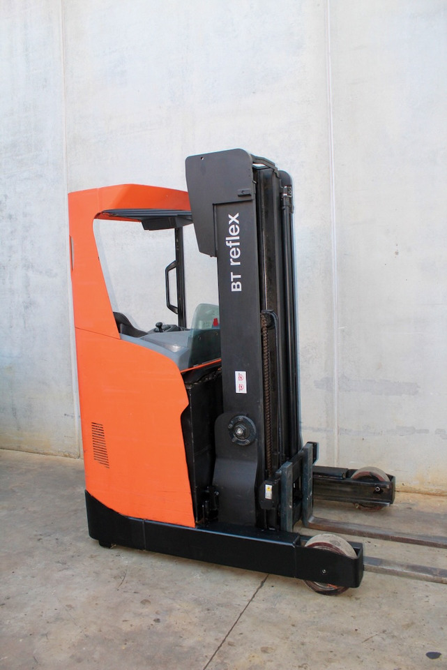 BT RRE 160 H - Reach truck: picture 1 BT RRE 160 H - Reach truck: picture 1