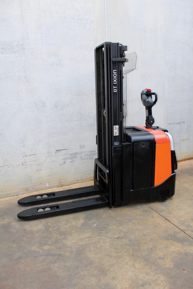 BT SPE 125 L - Stacker: picture 2 BT SPE 125 L - Stacker: picture 2