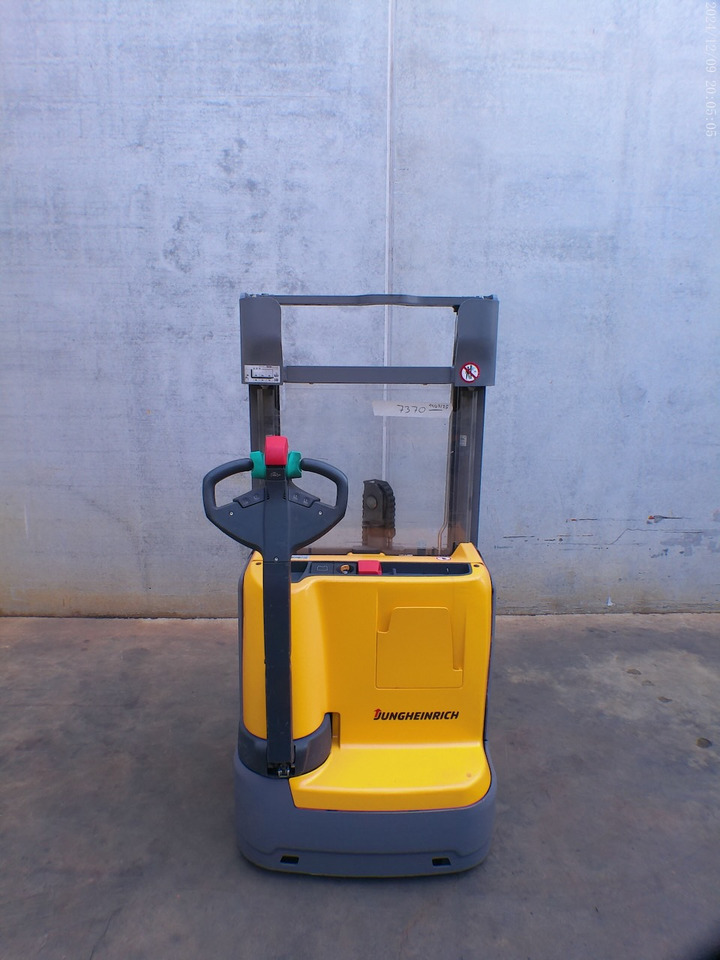 Jungheinrich EJC 110 250 ZZ - Stacker: picture 5 Jungheinrich EJC 110 250 ZZ - Stacker: picture 5