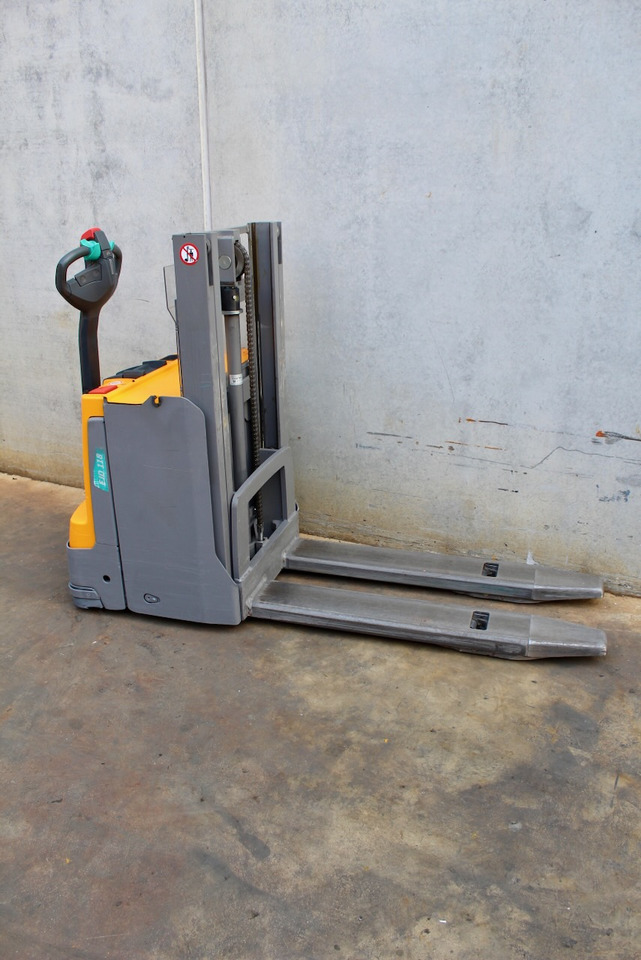 Jungheinrich EJD 118 166 ZT - Stacker: picture 4 Jungheinrich EJD 118 166 ZT - Stacker: picture 4