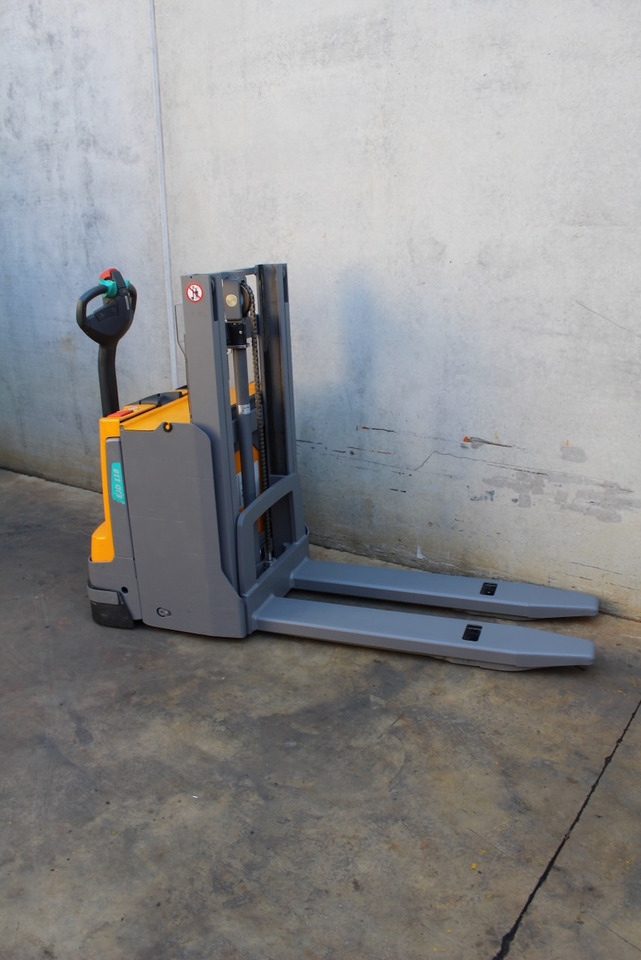 Jungheinrich EJD 118 166 ZT - Stacker: picture 4 Jungheinrich EJD 118 166 ZT - Stacker: picture 4