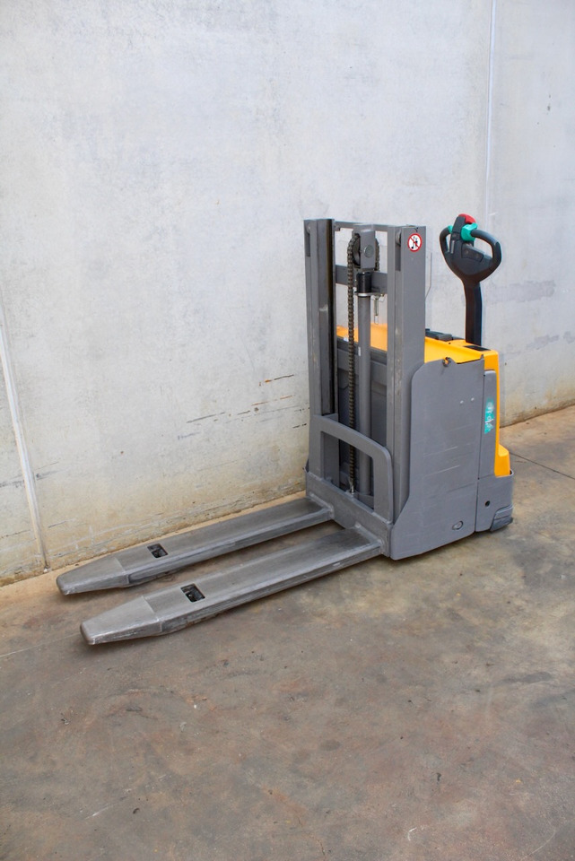 Jungheinrich EJD 118 166 ZT - Stacker: picture 2 Jungheinrich EJD 118 166 ZT - Stacker: picture 2