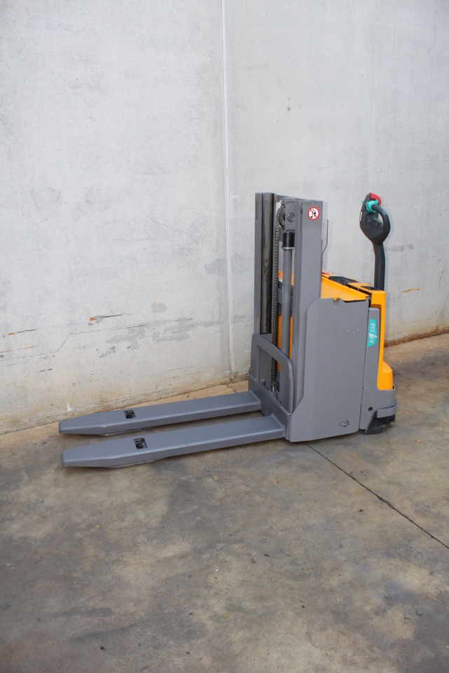 Jungheinrich EJD 118 166 ZT - Stacker: picture 2 Jungheinrich EJD 118 166 ZT - Stacker: picture 2