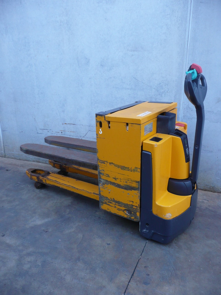 Jungheinrich EJE C20 - Pallet truck: picture 1 Jungheinrich EJE C20 - Pallet truck: picture 1